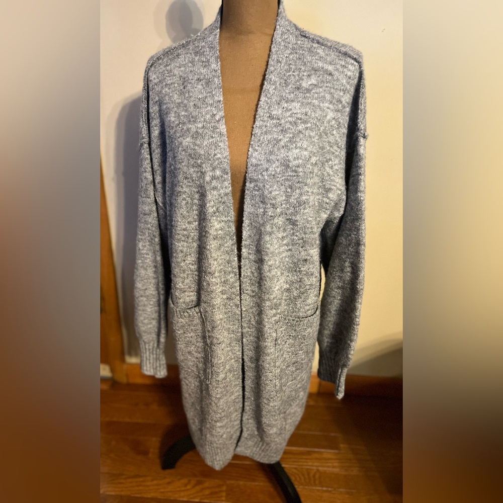 KIRUNDO WOMENS GRAY CARDIGAN, SIZE XL, NICE CONDITION